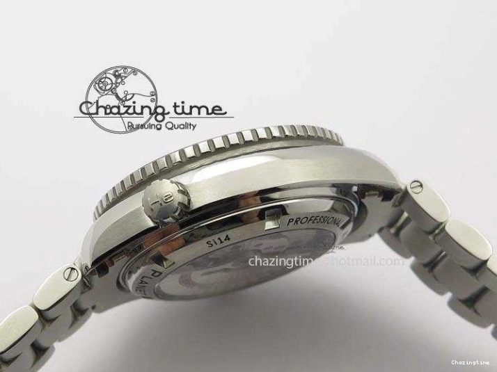 0507 Planet Ocean SS Bp Maker 45mm Black Bezel On SS Bracelet A OnTrend 8218